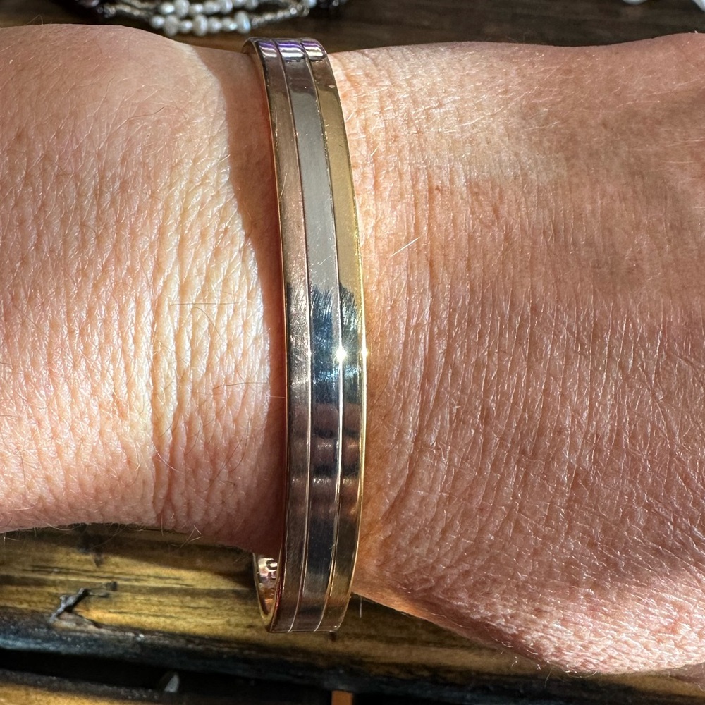 Vintage 24 kt gold electroplated cuff bracelet.